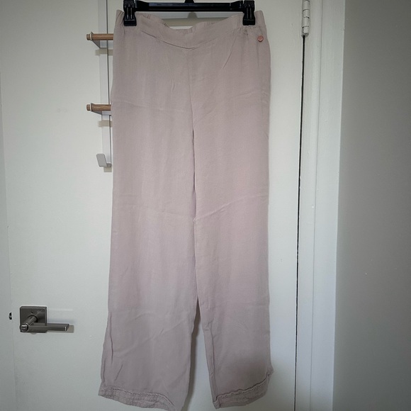 DanSkin nude Light Pink Button-Up Pajama Set - Picture 8 of 15